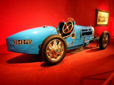 1929_Bugatti_type_35B,_8_cylinder,_140hp,_2263cm3,_210kmh,_pic2
