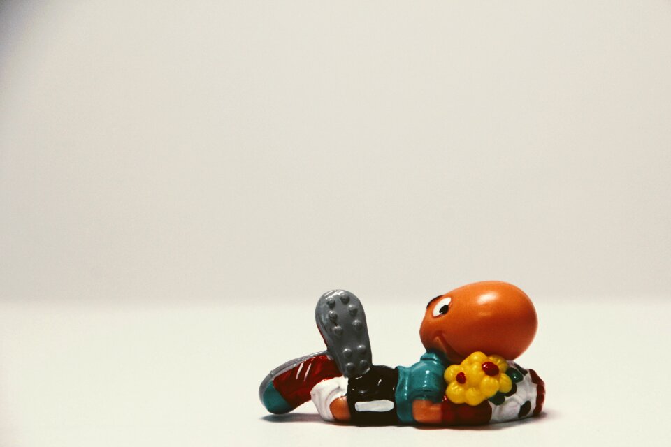 Football player bill body überraschungseifigur