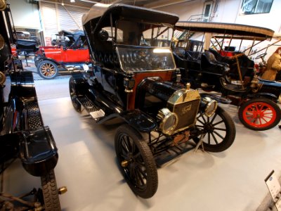 1914_Ford_T_Runabout_pic3