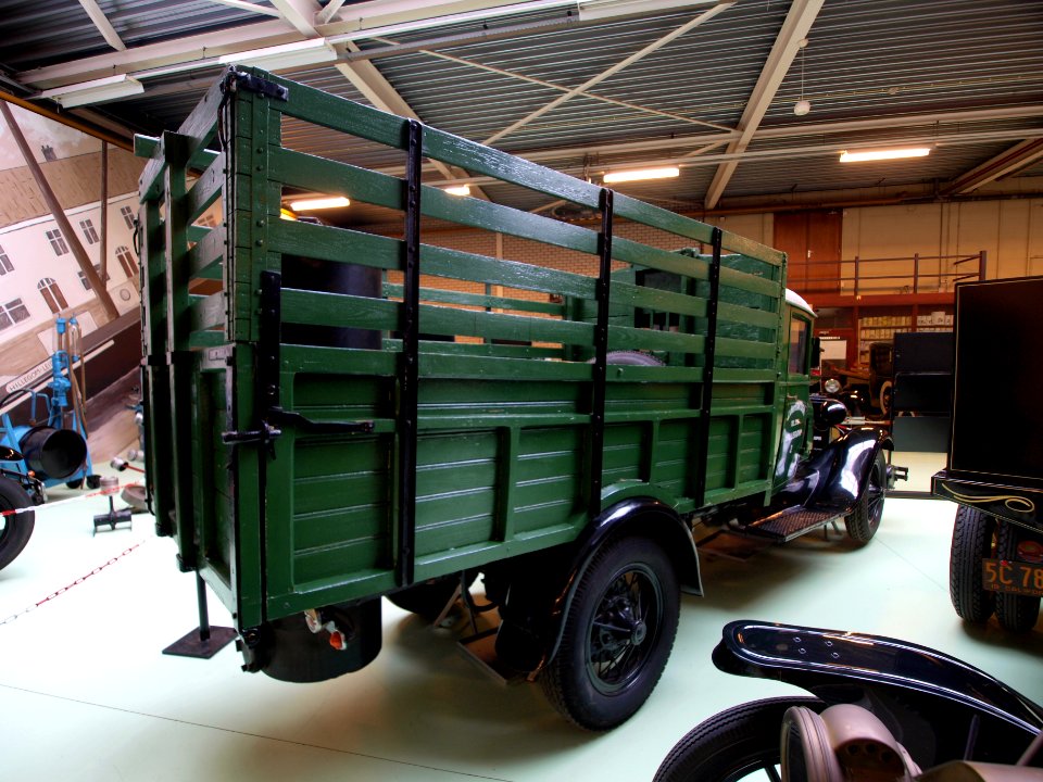 1928_Ford_Model_A_188A_Truck_pic5