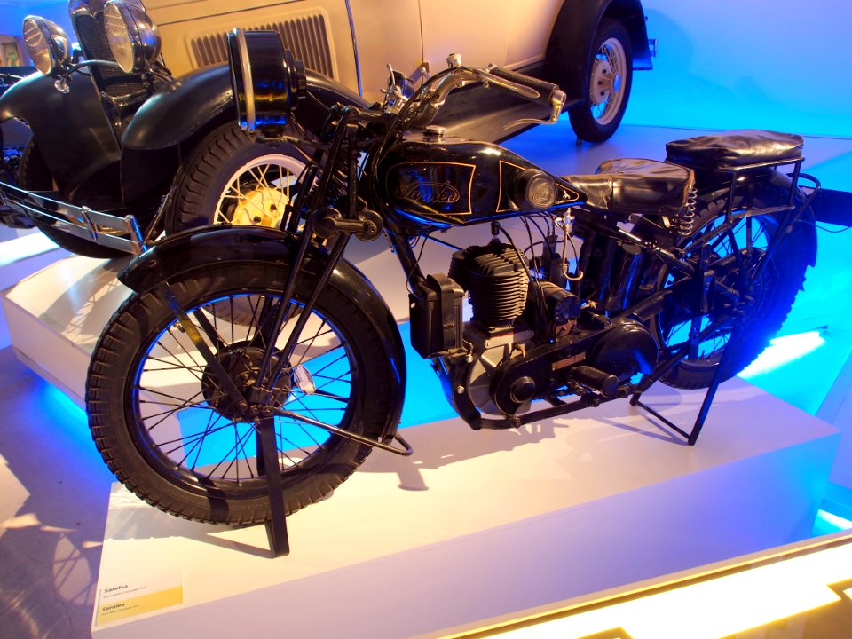 1929_Sarolea_pic1_Teknikens_och_Sjöfartens_hus,_Science_and_Maritime_House