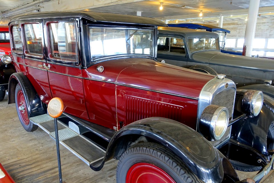 1927_Nash_Sedan_-_Eureka_-_Hyde_Street_Pier_-_San_Francisco,_CA_-_DSC02111