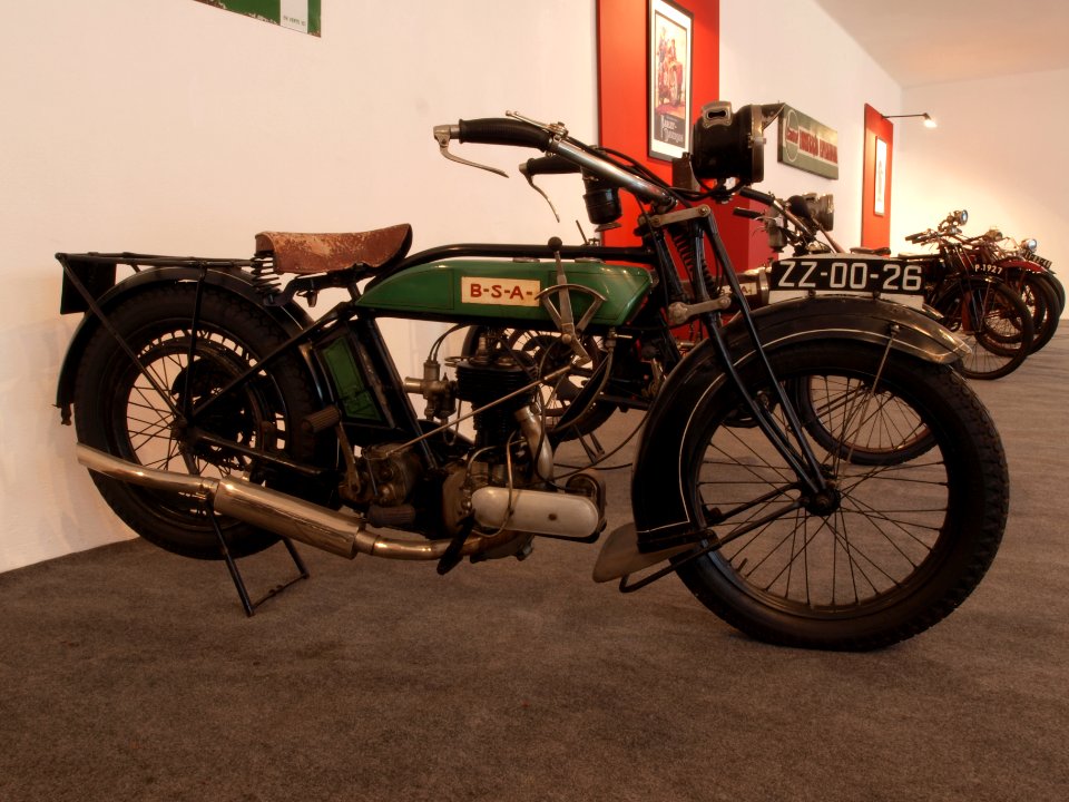 1925_BSA_5hp_550cc_p2