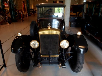 1925_Daimler_45-HP_Open_Drive_Limousine_p2