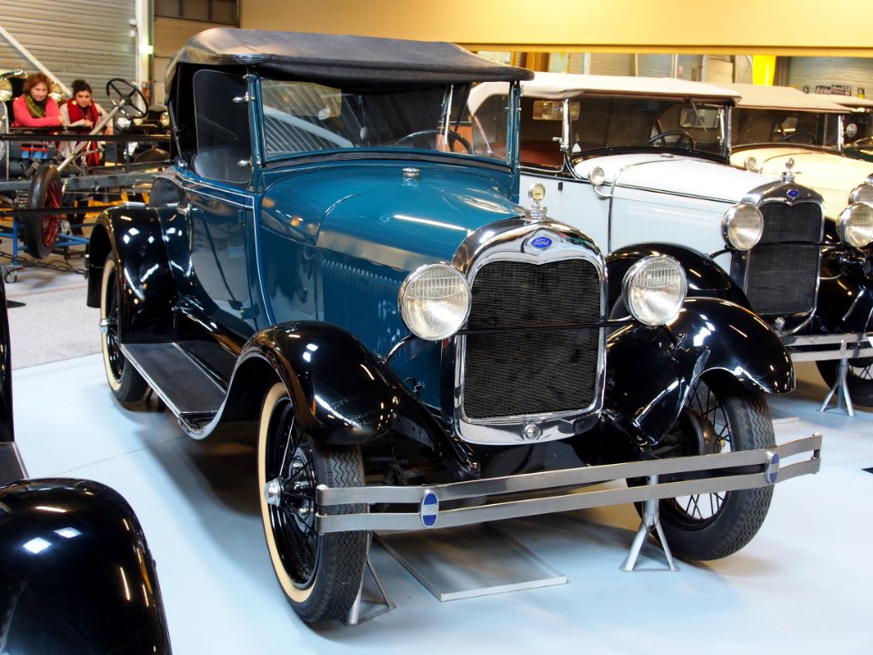 1929_Ford_A_40A_Roadster_pic3