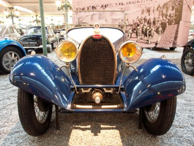 1926_Bugatti_roadster_40,_4_cylinder,_45hp,_1496cm3,_120kmh,_photo_3