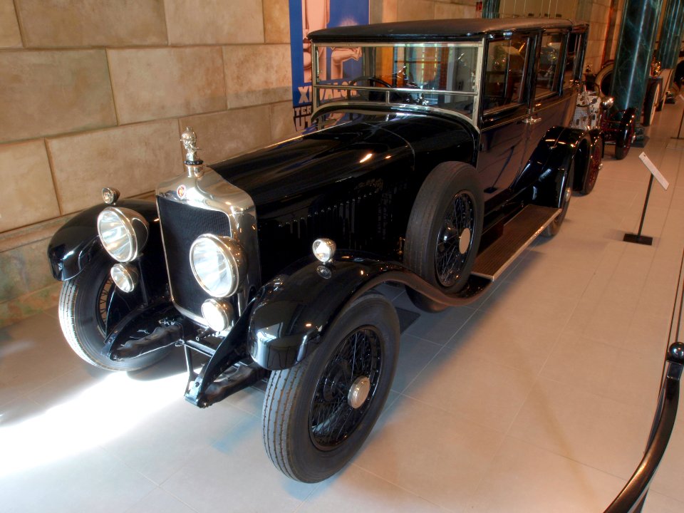 1928_Minerva_32CV_AK_Landaulette_p2