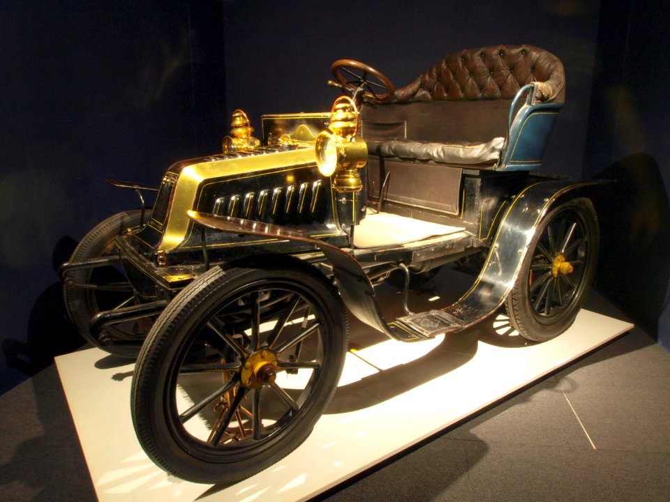 1901_Darracq_8-HP_Two-seater_photo2