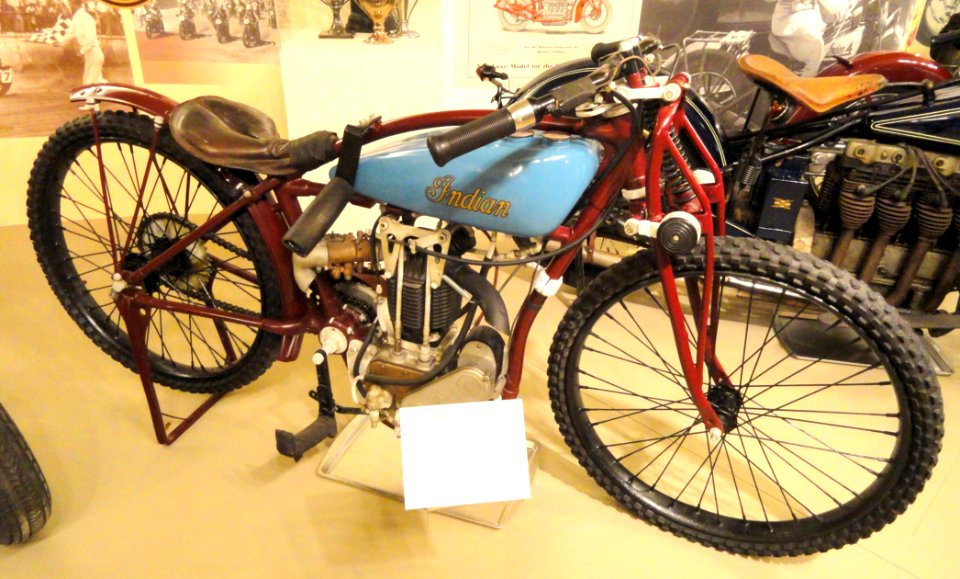 1927_Indian_Flat_Track_Racer_-_Lyman_&_Merrie_Wood_Museum_of_Springfield_History_-_DSC04174
