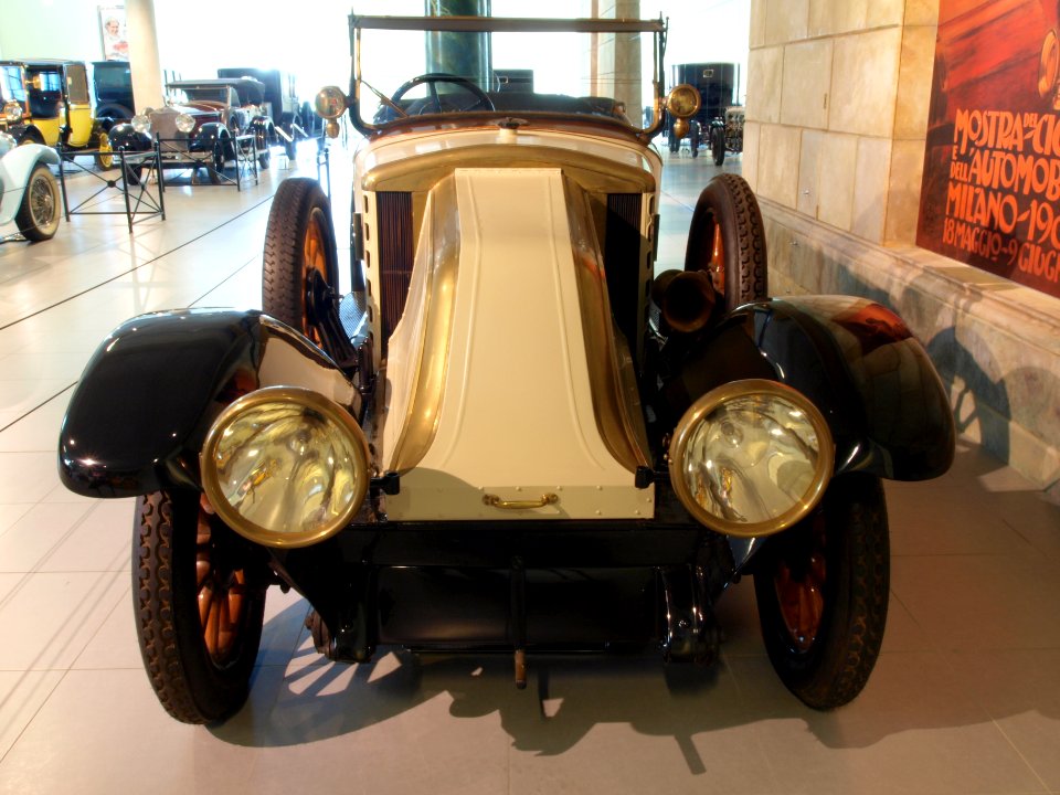 1922_Renault_40CV_Type_JP_Touring_Wiederkehr_p2