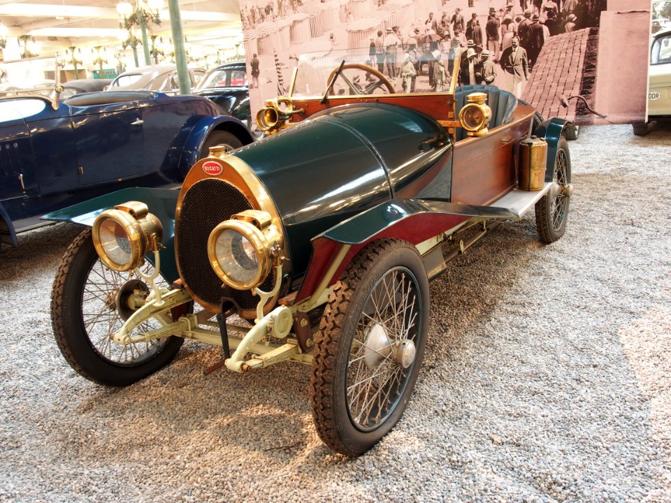 1914_Bugatti_Torpedo_type_17,_4_cylinder_18hp,_1368cm3,_95kmh,_pic2