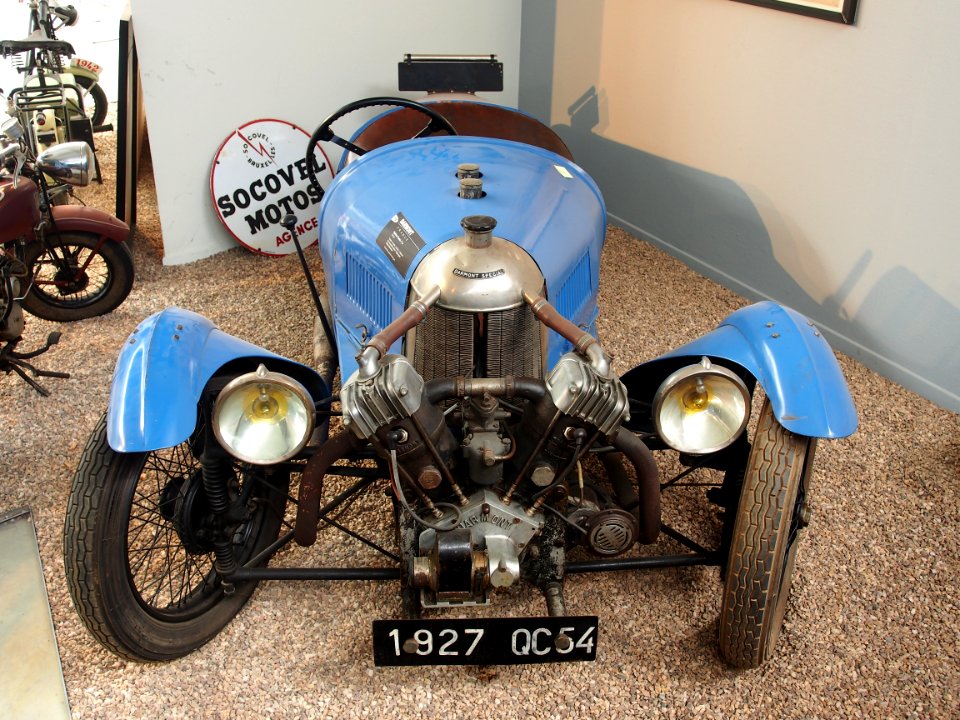 1927_Darmont_7cv_cyclecar,_Musée_de_la_Moto_et_du_Vélo,_Amneville,_France,_pic-003