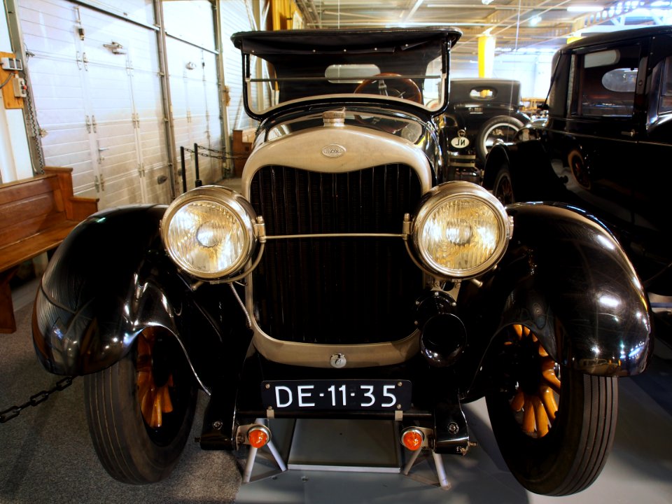 1923_Lincoln_124A_pic3