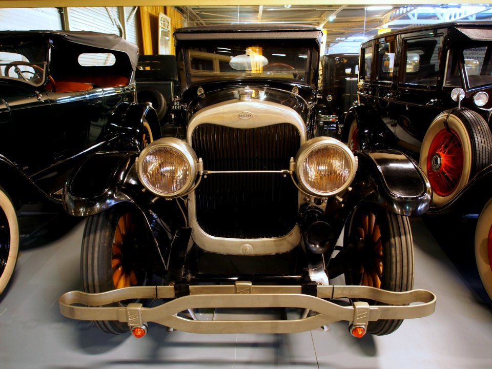 1924_Lincoln_702_Coupe_pic1