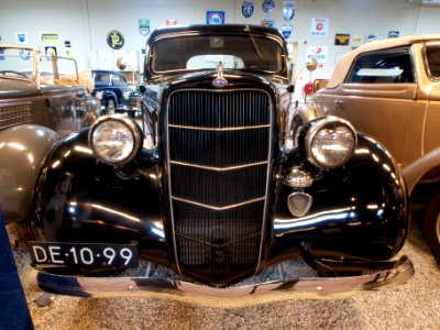 1935_Ford_770_pic6