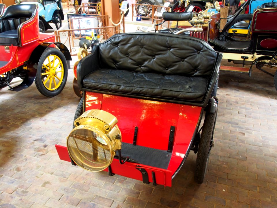 1902_Peugeot_Quadricycle_photo_1