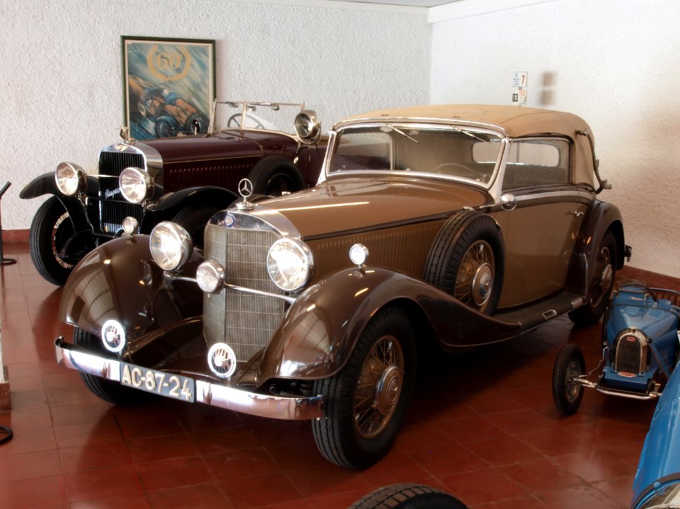 1934_Mercedes-Benz_380K,_140hp_3800cc_155kmh_photo-3