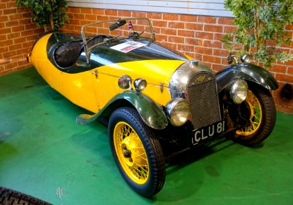 1935_Morgan_3-Wheeler_-_Automobile_Driving_Museum_-_El_Segundo,_CA_-_DSC01938