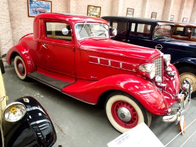 1935-1936_REO_Flying_Cloud_Six,_6_cylinders,_4200_cm3,_90_cv,_pic5