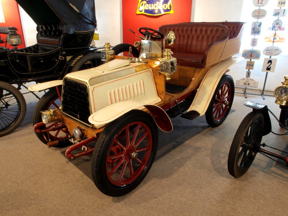 1902_Darracq,_12hp,_2360cc,_60kmh_p4