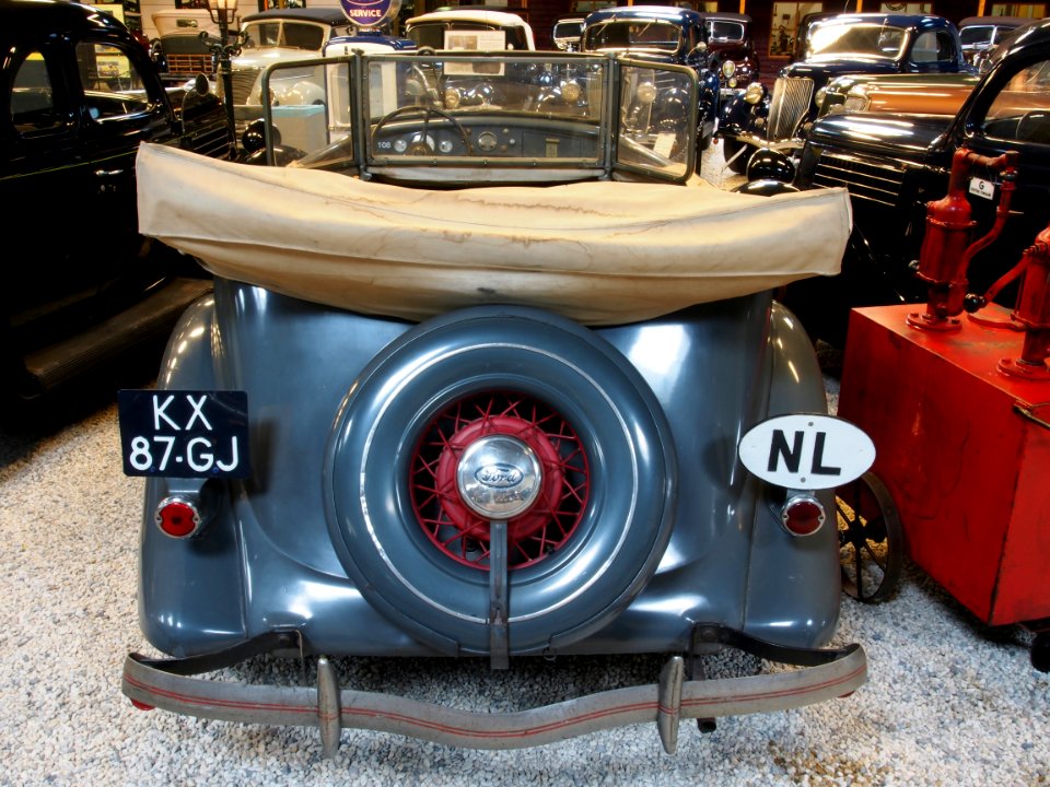1935_Ford_750_Phaeton_pic5