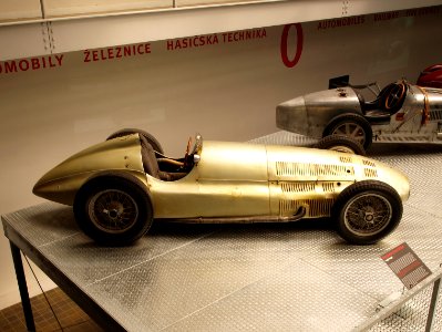 1938_Mercedes_Benz_W154_pic6
