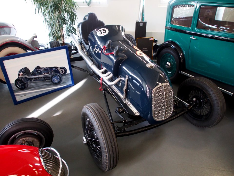 1937_Miller_Sprintcar,_4cyl,_90hp,_170kmh_pic2