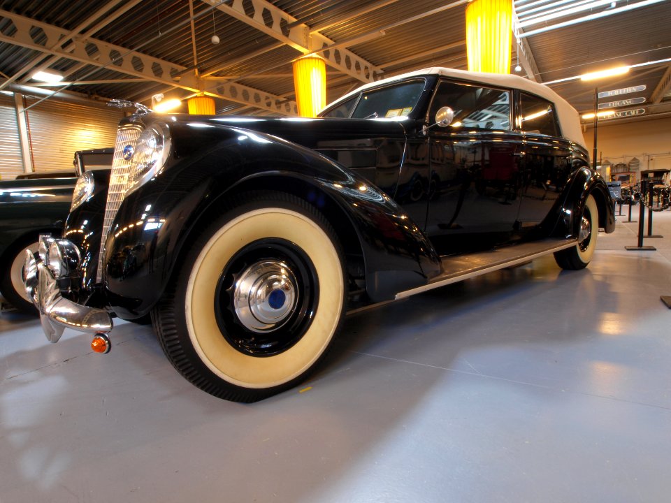 1937_Lincoln_K363A_Converible_Sedan_pic15