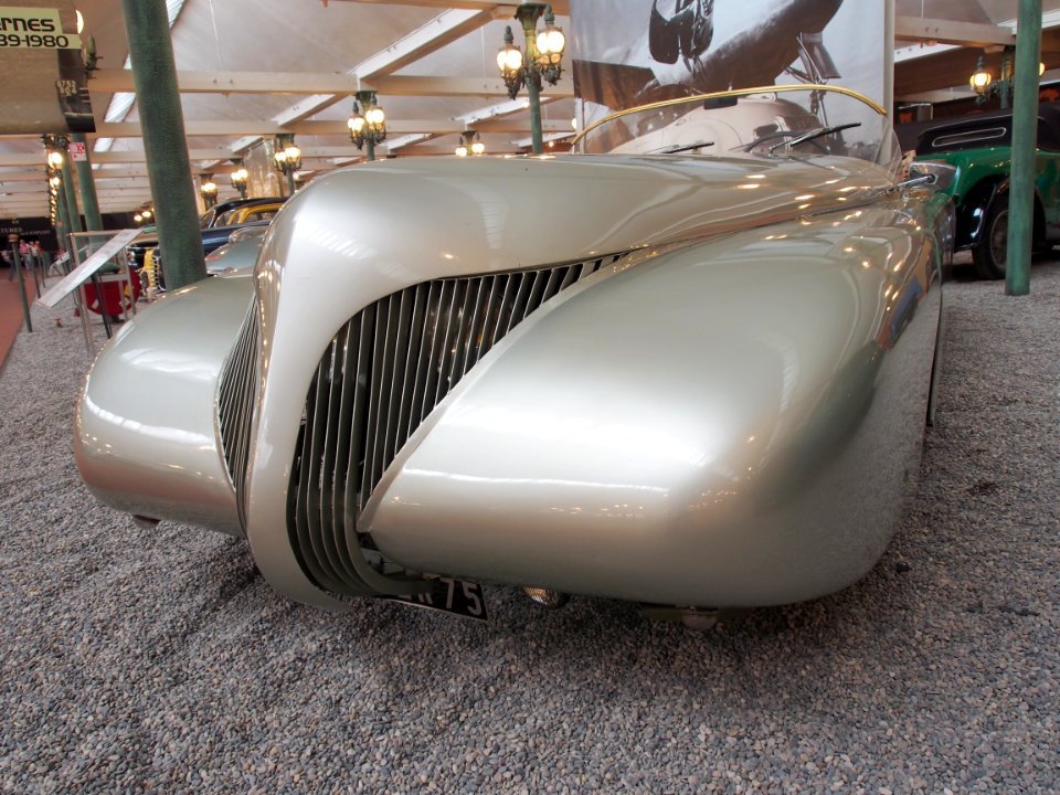 1938_La_Baleine,_3500cm3,_17hp,_160kmh,_photo_2