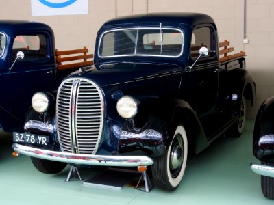 1938_Ford_830_Pickup_pic1