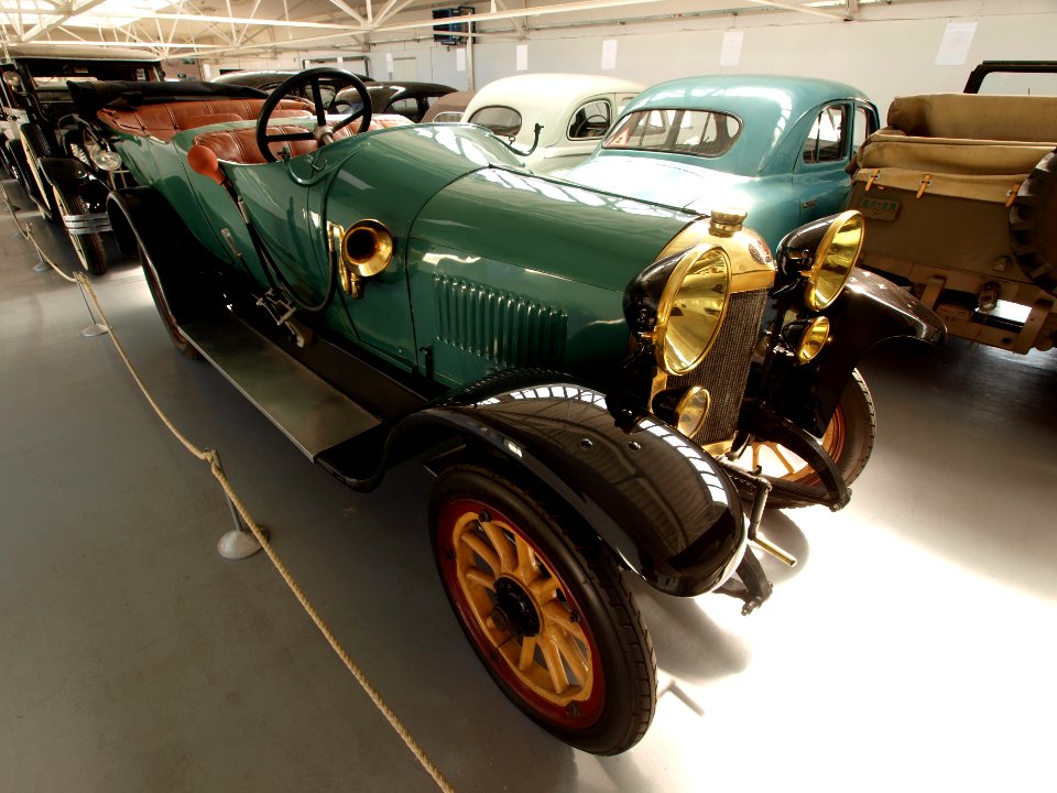 1921Laurin_&_Klement_200_pic4