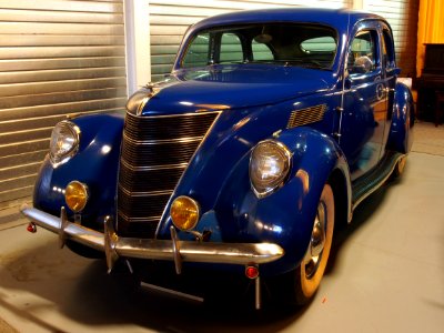 1937_Lincoln_730_Zephyr_Fordor_pic3