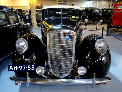 1937_Lincoln_K363A_Converible_Sedan_pic03