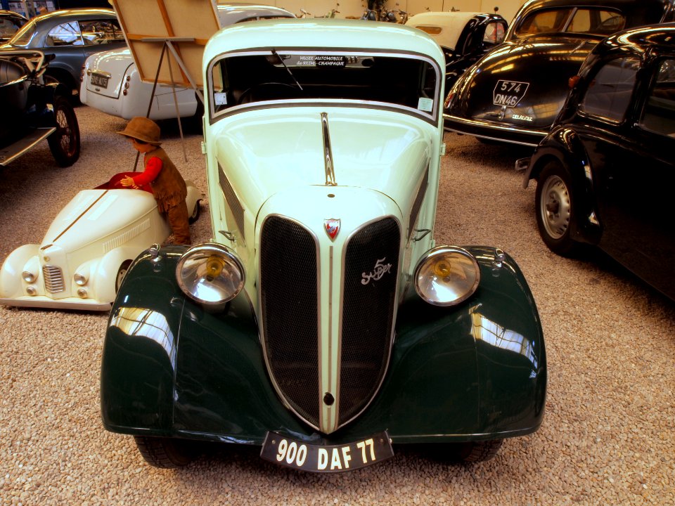 1938_Rosengart_LR_4_N2_Super_5_pic2