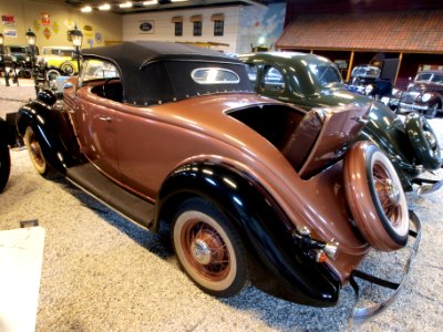 1935_Ford_710_Roadster_pic5