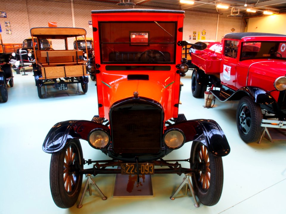 1919_Ford_TT_Tankwagen_pic3