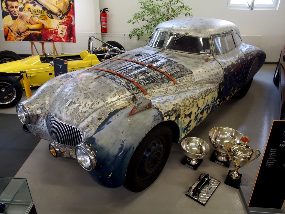 1937_Adler_Super_Trumpf,_60ps,_2000cc,_160kmh_pic1