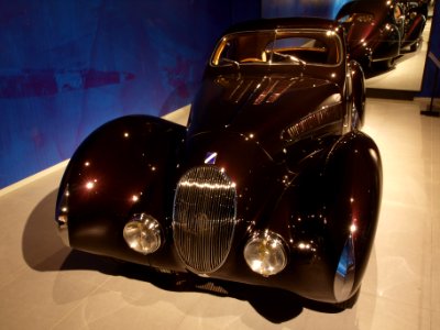 1937_Talbot_Lago_T150_SS_Figoni_&_Falaschi_Teardrop_Coupe_p0