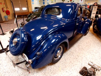 1936_Ford_68_pic2