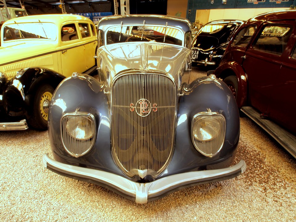 1936_Panhard_et_Levassor_Dynamic_130,_X76_pic2