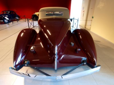 1936_Auburn_Model_852_speedster_p3