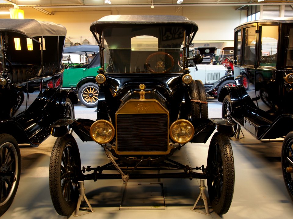 1916_Ford_T_Runabout_pic3