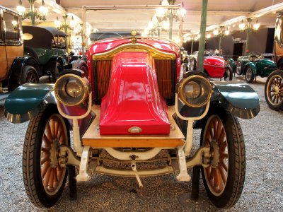 1919_Renault_Torpedo_EU,_4_cylinder,_12hp,_2815cm3,_65kmh,_photo_1
