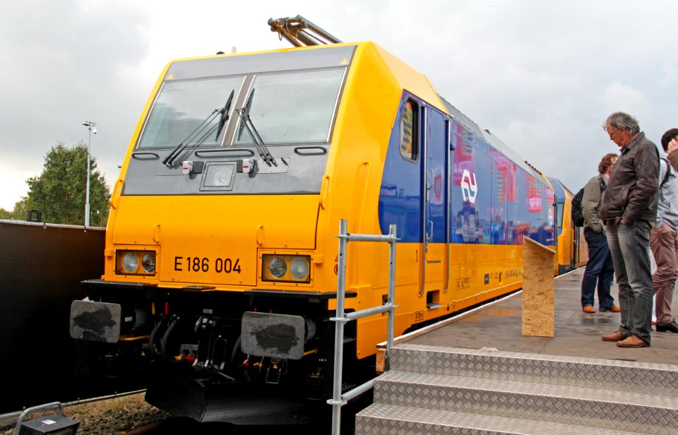 186004_NS_Intercity_Direct