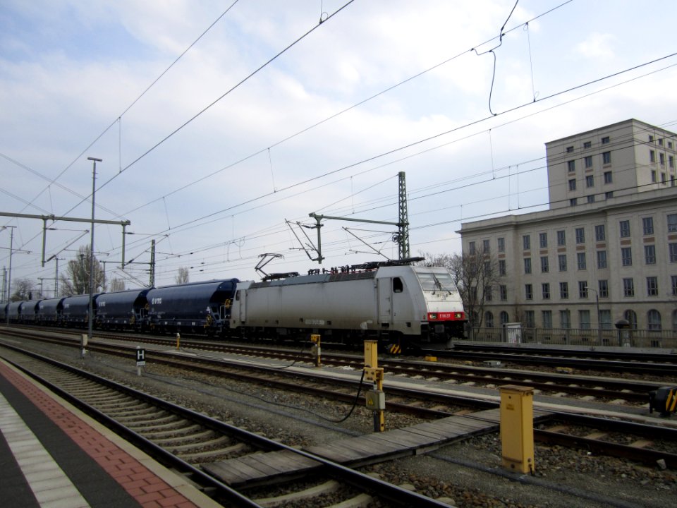 186_237-4_Dresden_Hauptbahnhof