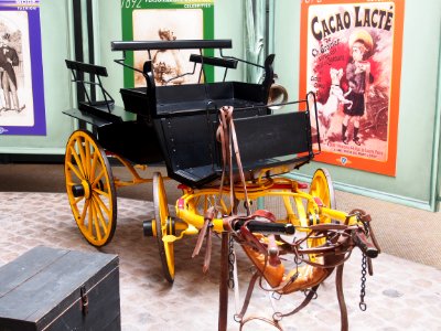 1894_Break_Hippomobile_photo_2