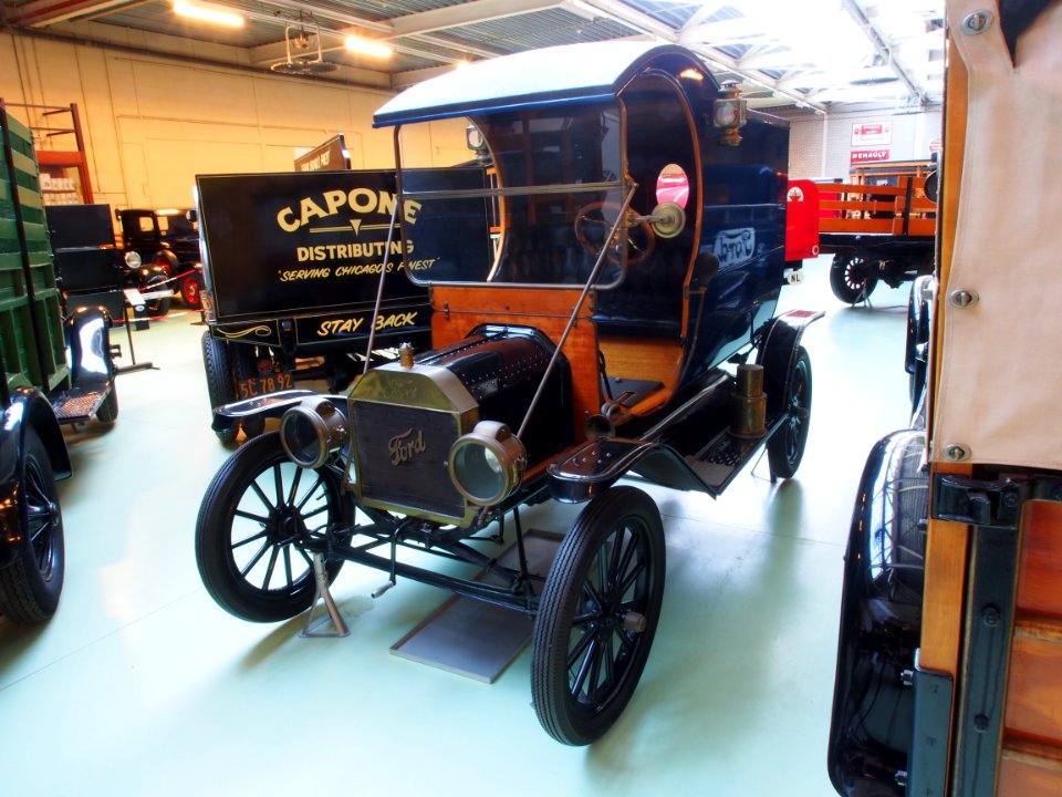 1912_Ford_Model_T_Delivery_Car_pic5