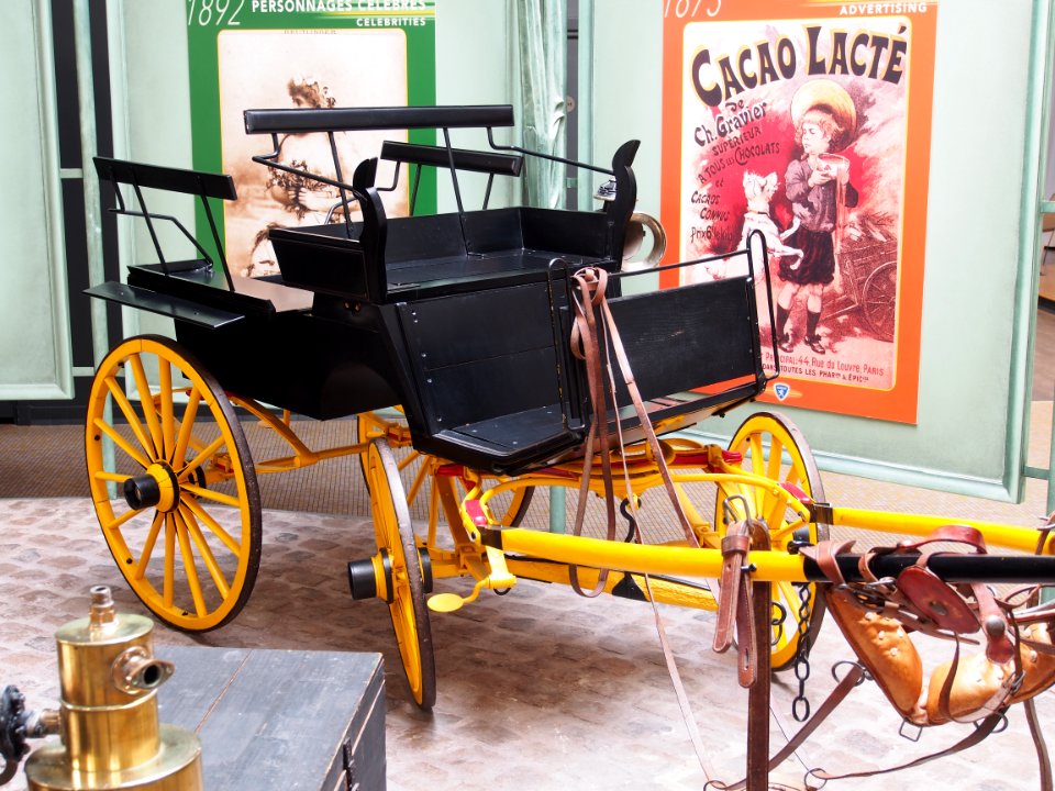 1894_Break_Hippomobile_photo_1