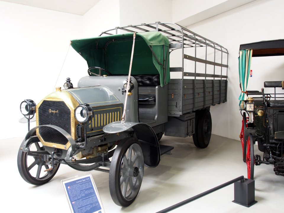 1917-1920_Peugeot_Type_1525_photo_3