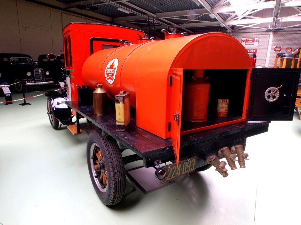 1919_Ford_TT_Tankwagen_pic13
